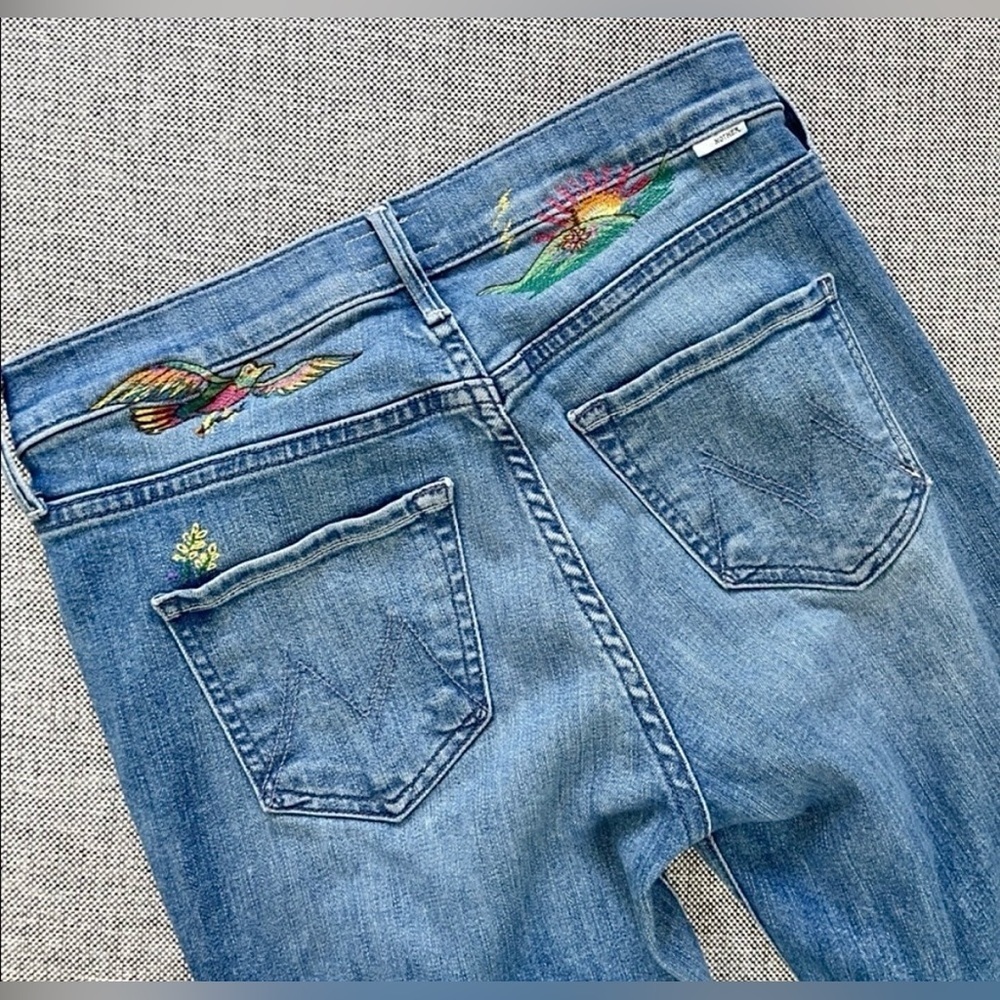 MOTHER Mid Rise Dazzler Ankle Jeans Embroidered Denim 25 Rare - Picture 4 of 16